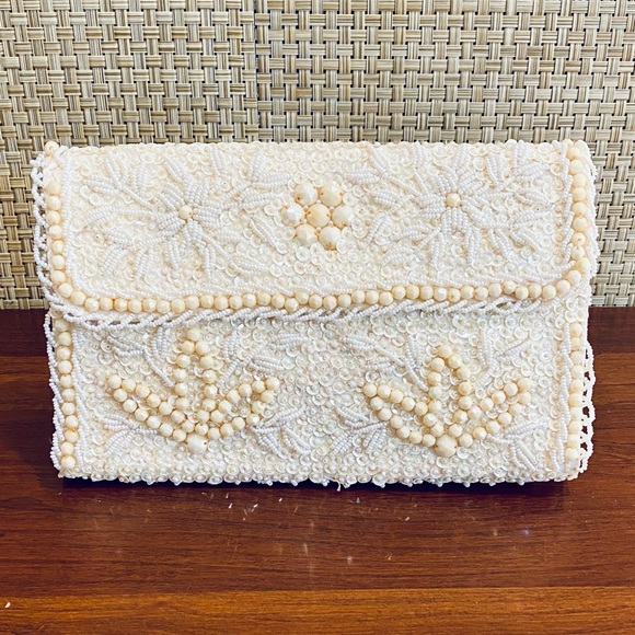 🌟HP🌟VTG 1950s Ivory Silk Bead & Sequin Envelope Clutch Evening Bag - Picture 2 of 13